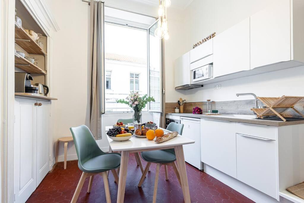 Апартаменты Prefecture 15 - Old Town Duplex 2 Doubles Beds Ницца Экстерьер фото