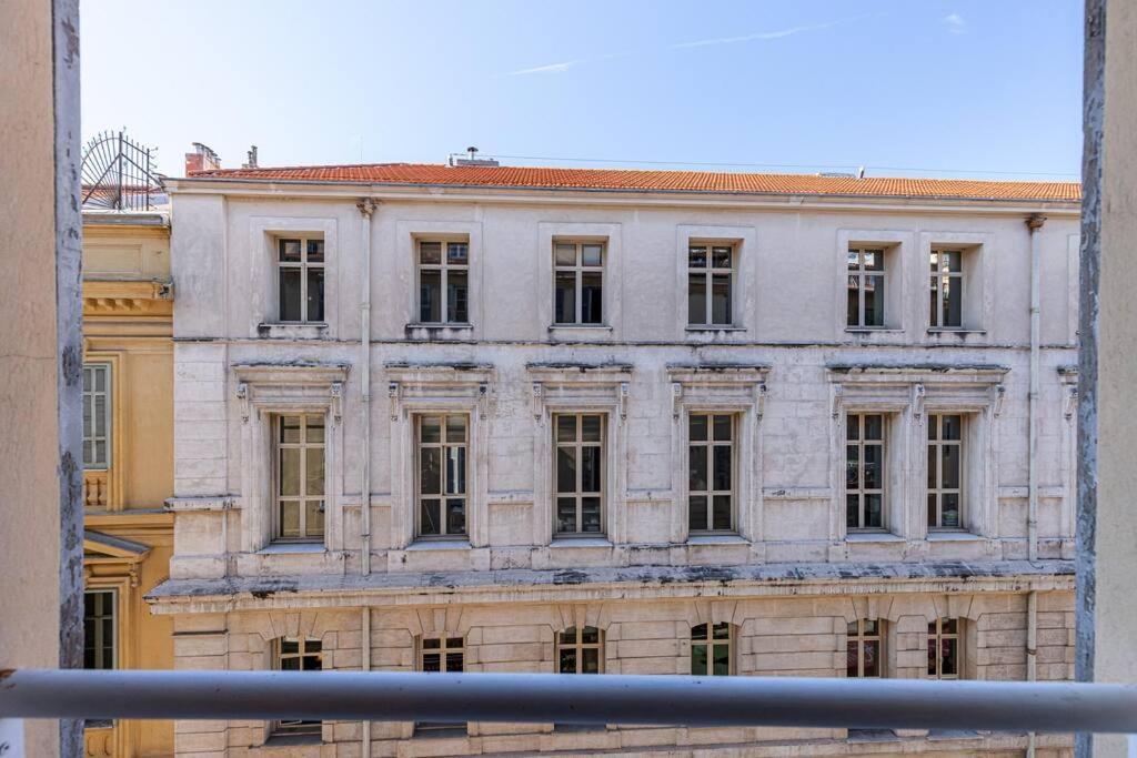 Апартаменты Prefecture 15 - Old Town Duplex 2 Doubles Beds Ницца Экстерьер фото